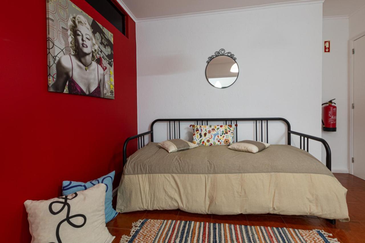 Historical Center Apartments Πόντα Ντελγκάντα Εξωτερικό φωτογραφία