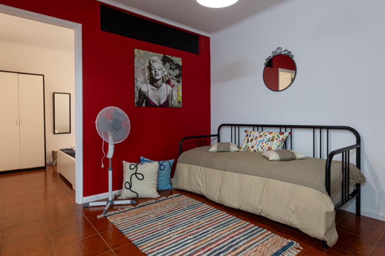 Historical Center Apartments Πόντα Ντελγκάντα Εξωτερικό φωτογραφία