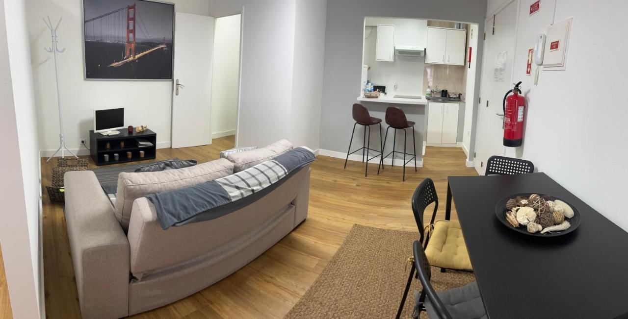 Historical Center Apartments Πόντα Ντελγκάντα Εξωτερικό φωτογραφία